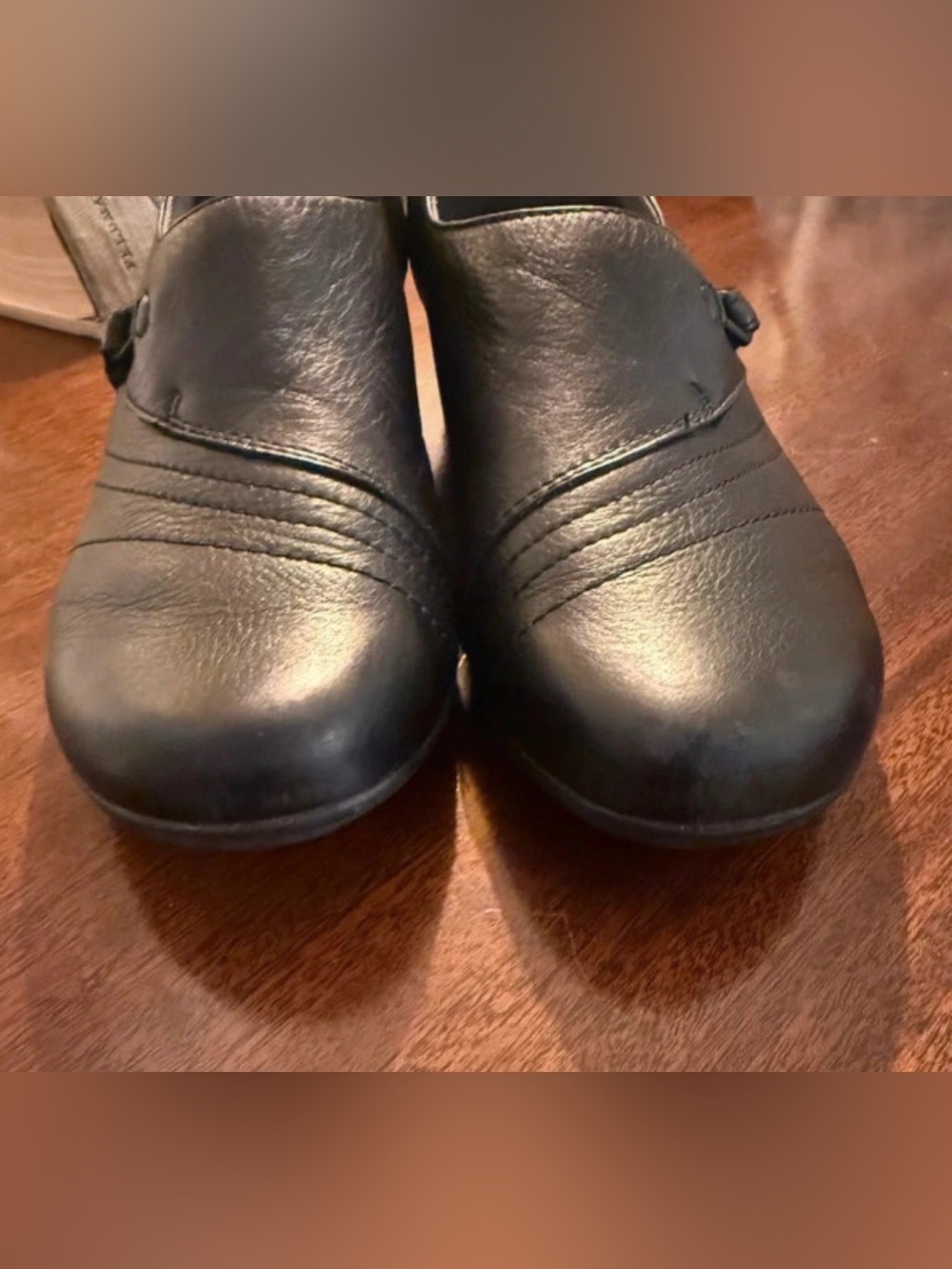 Dansko Black Leather Pleated Buckle (Velcro) Clog Shoes Comfort Booties Mules